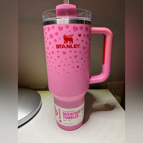 Stanley Accessories - NWT Valentine’s Day Stanley 40 oz 2025 Sweet Hearts